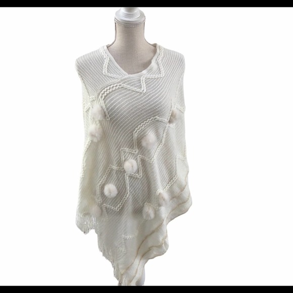 Cream color soft poncho - Picture 2 of 10